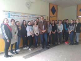 Gruppenfoto der MaturantInnen der HLW Fohnsdorf